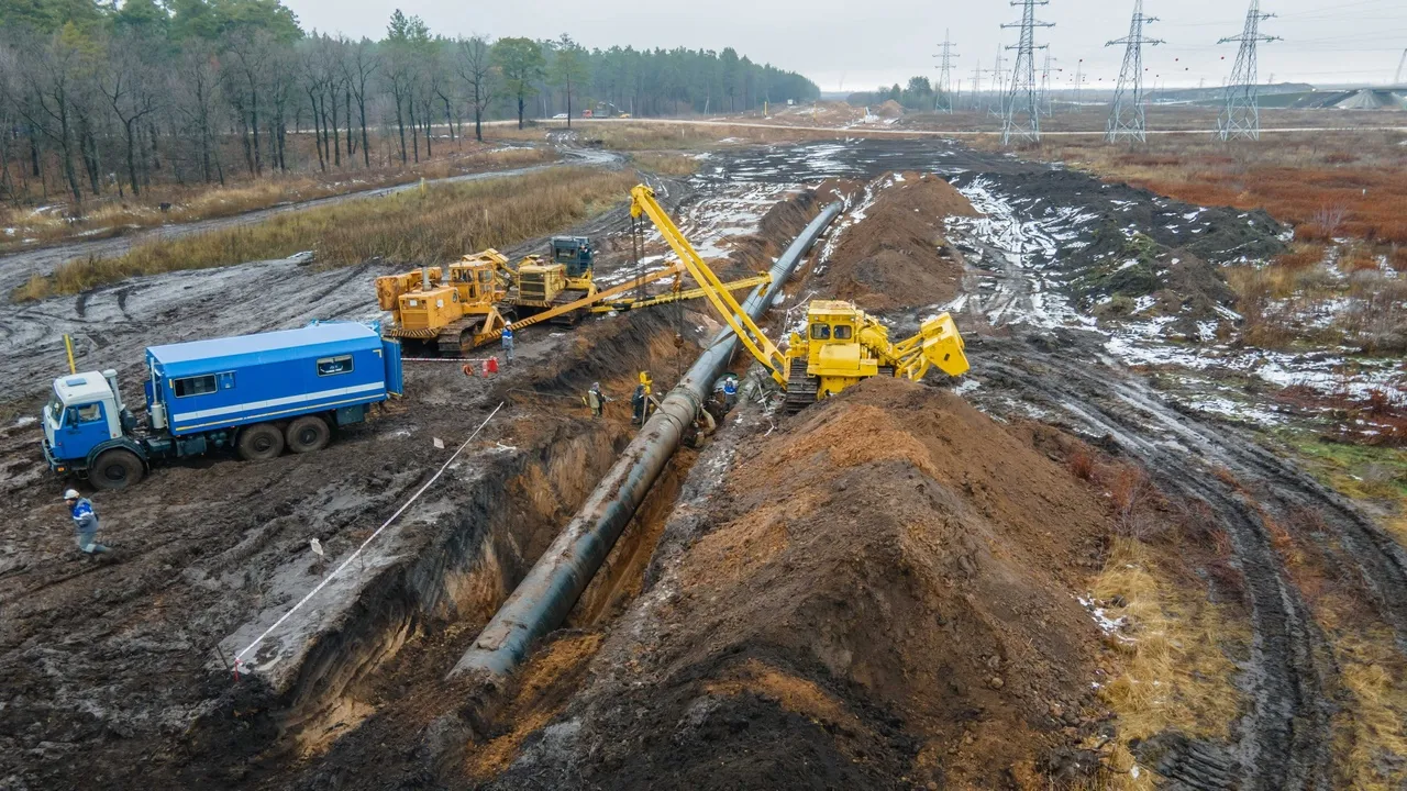 Для новой трассы все готово: завершена прокладка газопроводов для  международного транспортного коридора 