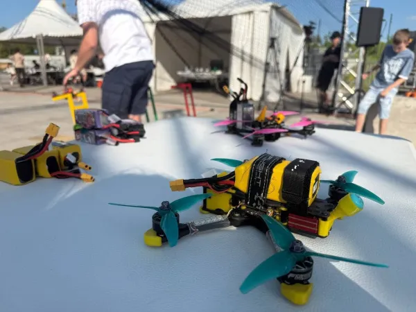 В Тольятти проходит Кубок Самарской области по гонкам дронов