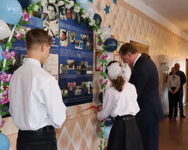 Школе Борского района присвоено имя дважды Героя Советского Союза Алексея Губарева 