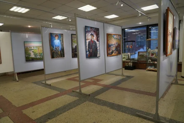 В Самаре открылась выставка памяти художника Игоря Кузнецова