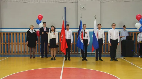 В Новокуйбышевске первоклашек посвятили в кадеты