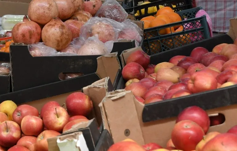 В Самаре снесли незаконные торговые ряды на Солнечной