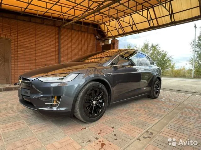 В Самарской области продают первый автомобиль Tesla за 9,35 млн рублей
