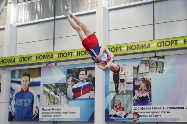 На высоте: спортсмены Самарской области завоевали 29 золотых медалей на турнире по прыжкам на батуте