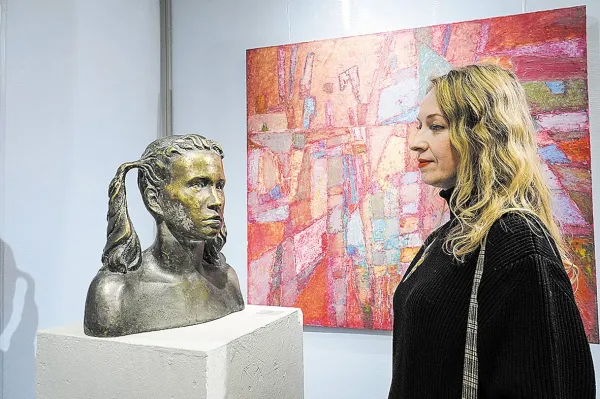 Бронза и масло: в Самаре представили работы двух местных мастеров