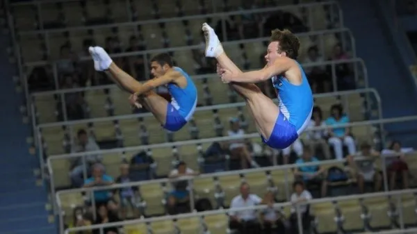 Михаил Мельник выиграл медали всех достоинств на чемпионате России по прыжкам на батуте