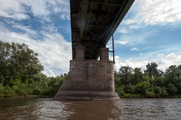 Тело обнаружили в 5 м от берега: в Самарской области утонула девушка