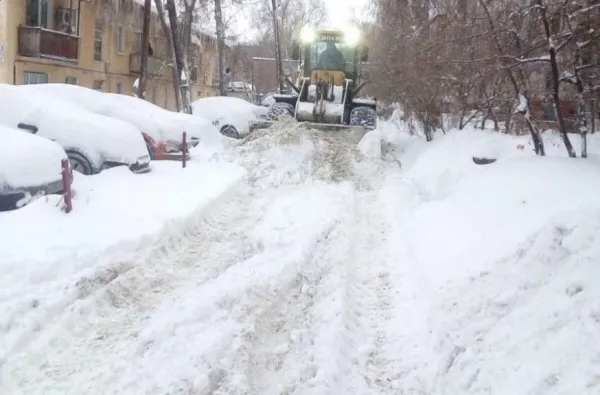 Елена Лапушкина - об уборке снега в Самаре: "Работать будем всю ночь и до завтрашнего утра"