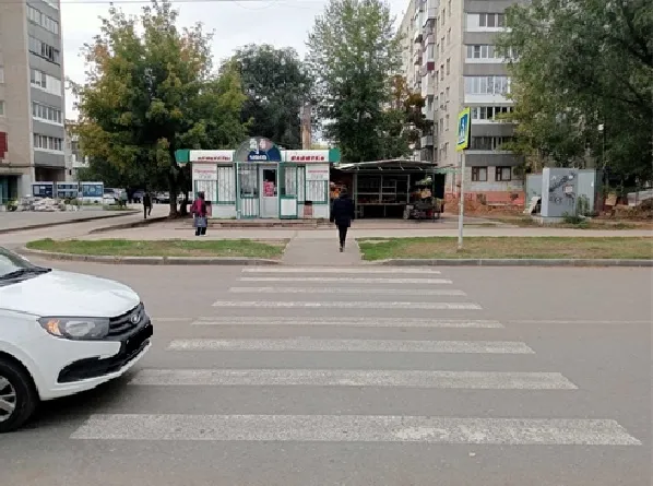 В Тольятти на пешеходном переходе сбили пожилую женщину