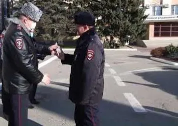 Сельские участковые уполномоченные получили ключи от новых машин