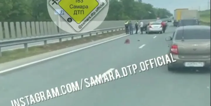 31 мая 2021 года на трассе М5 легковушка влетела в "Газель"