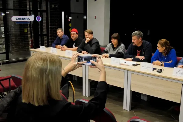 На самарской сцене выступили артисты из Крыма