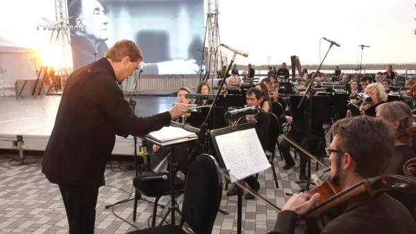 Самарский театр оперы и балета открыл новый сезон на набережной