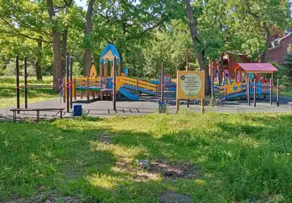 В клявлинском парке благоустраивают фонтан 