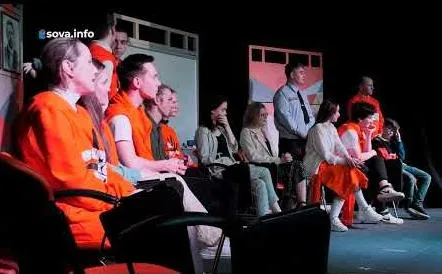 В Самаре представили премьеру спектакля о жизни подростков по пьесе "Всем, кого касается"