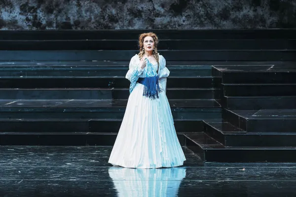 Олимпия, Джульетта, Антония: в Самарском театре оперы и балета прошел бенефис Ирины Янцевой