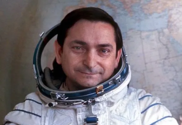 Валерий Федорович Быковский
