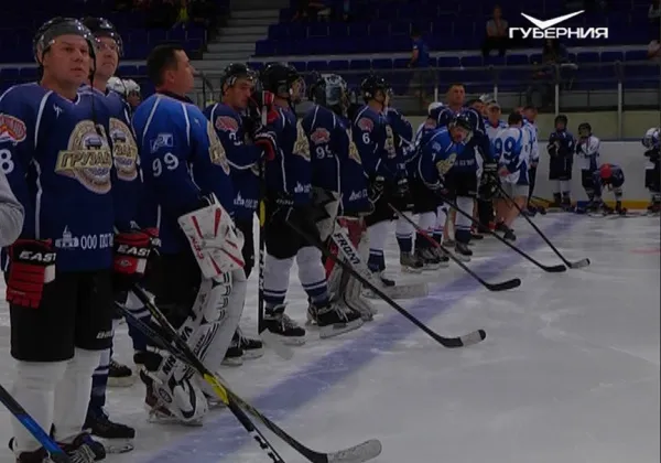 В Сызрани состоялся региональный хоккейный турнир