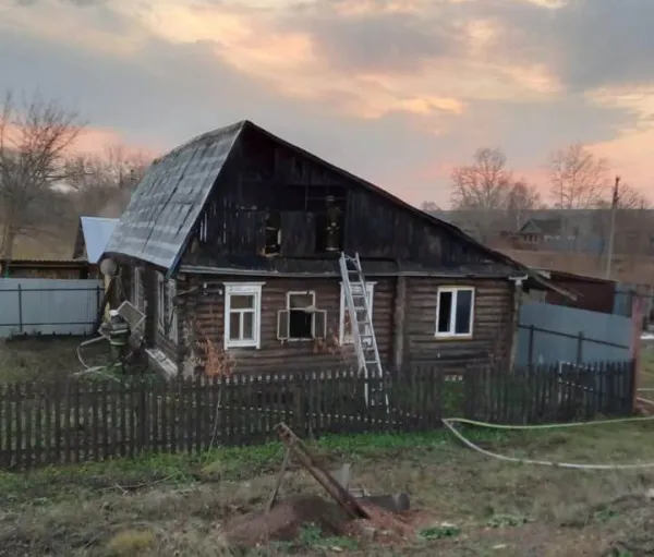 В Челно-Вершинском районе произошёл крупный пожар из-за короткого замыкания