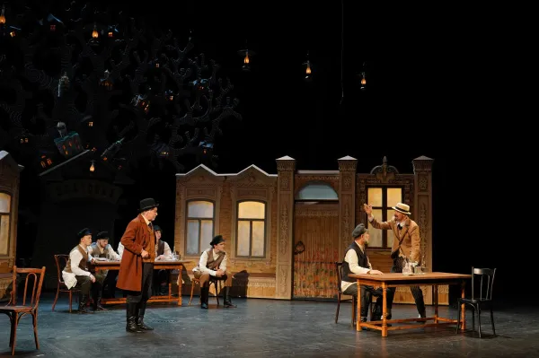 В театре юного зрителя "СамАрт" прошла премьера "Поминальной молитвы"