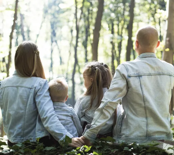 Владимир Путин поручил разработать дополнительные меры для поддержки семей с детьми