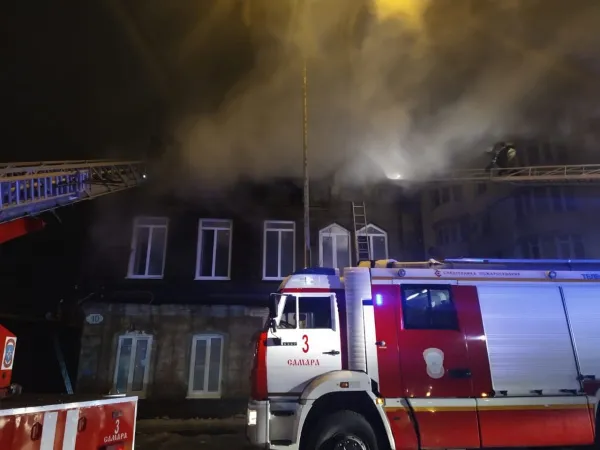 В центре Самары горел двухэтажный жилой дом