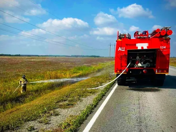 В Самарской области потушили очаги горения сухой травы