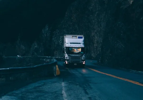 В Самарской области участок трассы М5 "Урал" закрыли для большегрузов до 25 сентября