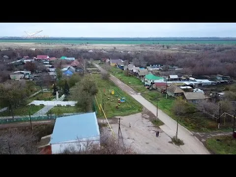 Село Верхнесъезжее. Пришельцы из города