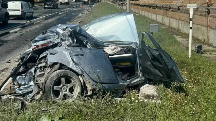 В Самарской области 28 августа два человека пострадали в ДТП с КамАЗом