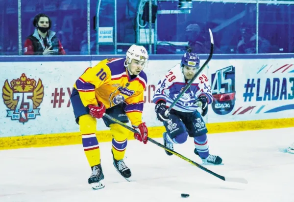 Тольяттинцы вышли в плей-офф, самарцы остались на последнем месте