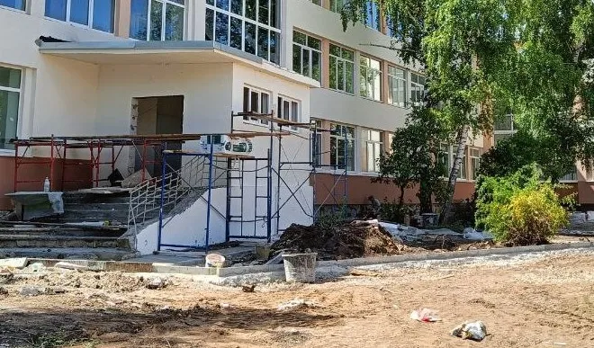 В самарской школе № 28 комплексный ремонт выполнили на 90 %