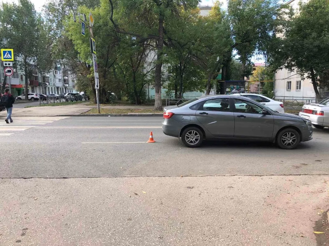 В Самаре на улице Мориса Тореза сбили пешехода с собачкой | СОВА - главные  новости Самары