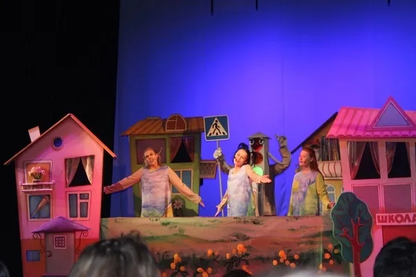 Юные тольяттинцы узнали, как "оживают" актеры в театре кукол