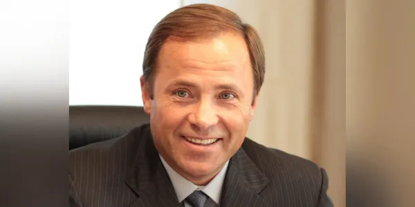 Игорь Комаров: "12 июня - особая дата в новейшей истории нашего Отечества"