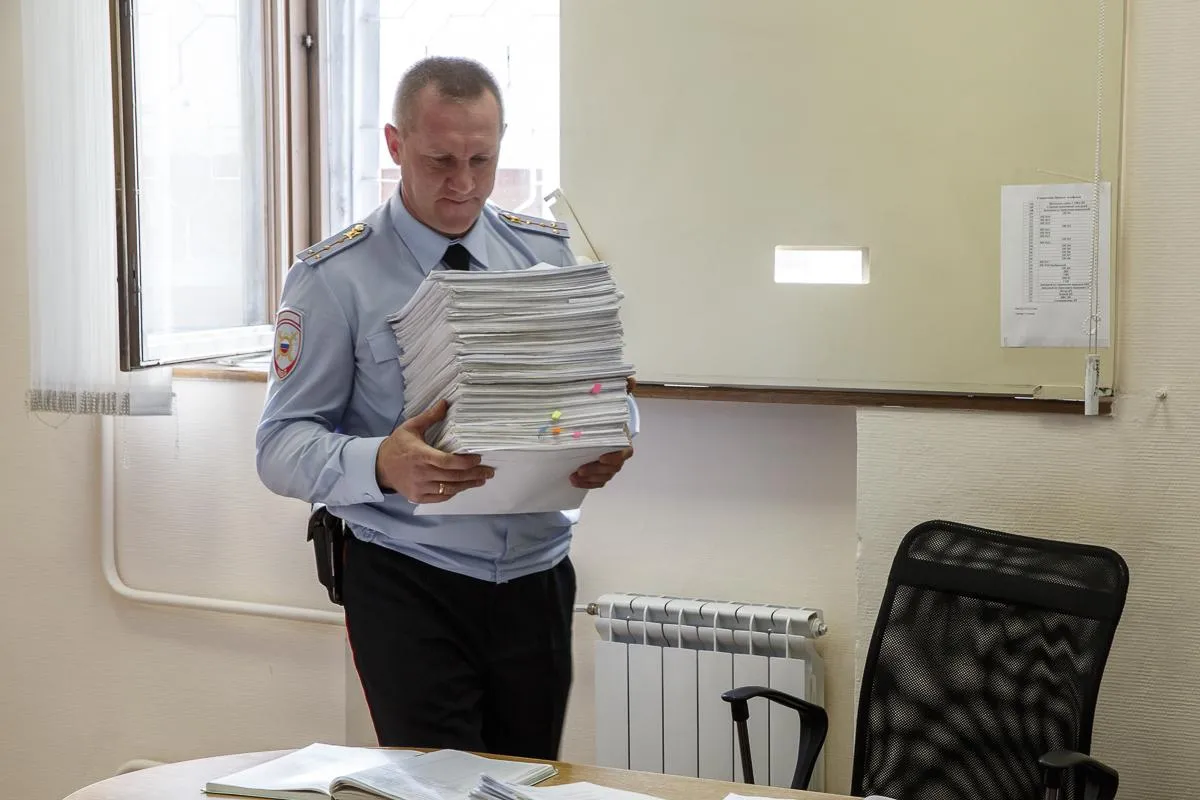 Грабитель сначала пообедал в кафе, а потом обчистил кассу