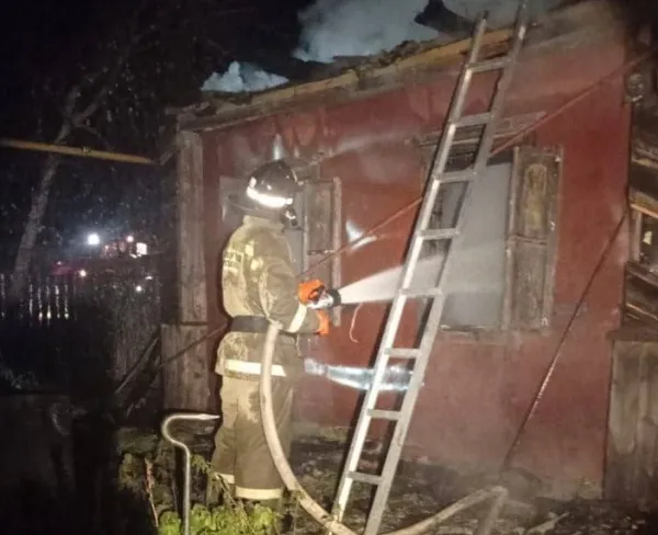 Человек погиб 4 октября в результате пожара в Клявлинском районе