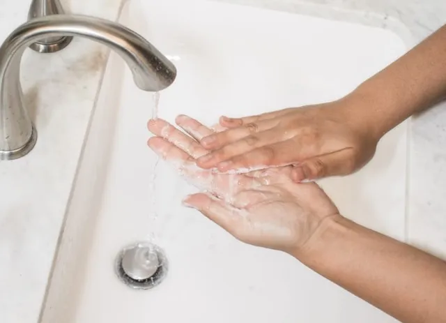 Роспотребнадзор: как уберечься от энтеровирусной инфекции летом