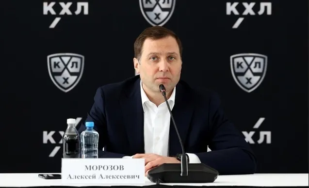 Морозов об экипировке клубов КХЛ: есть проблемы с перчатками, клюшками и шлемами