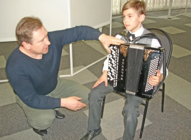 Инструментальное сопровождение: для тольяттинского лицея купили дорогостоящее оборудование