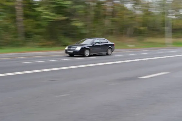 На трассе в Сызранском районе легковушка столкнулась с фурой