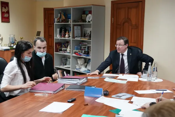 Дмитрий Азаров провел приём граждан в Тольятти: "По каждому вопросу найдем решение"