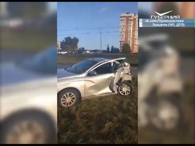 Водитель Лады получил травмы в ДТП с участием Лексуса