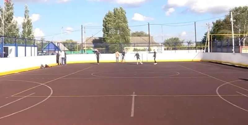 В Большечерниговском районе открыта еще одна универсальная спортивная площадка 