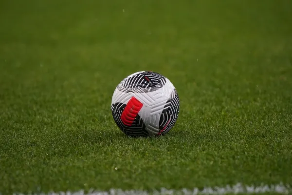 Футбольный матч Кубка Приволжья озвучил "пьяный" комментатор