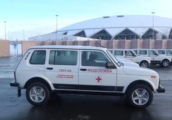 Поликлиника № 1 в Самаре получила 4 автомобиля для помощи больным