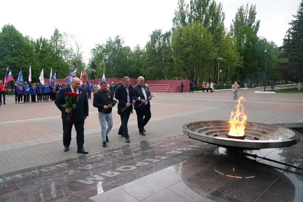 Одессу помнят: в Самаре почтили память погибших в Доме профсоюзов | СОВА -  главные новости Самары