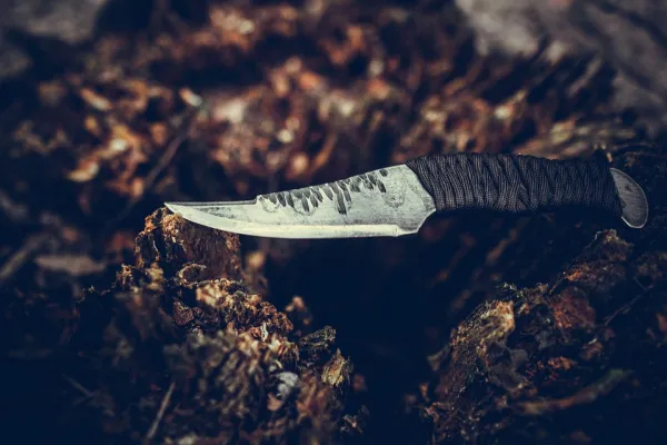 Не сошлись во взглядах: в Самарской области спор о жизненных ценностях закончился ножевым ранением в пах