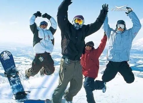 Зимний досуг: лыжи или сноуборд. Утро Губернии