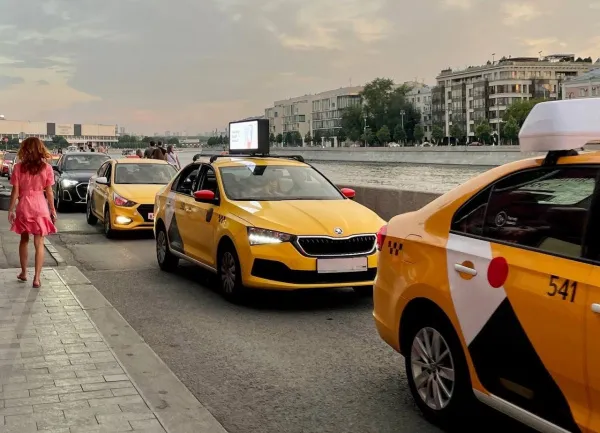 В работе Яндекс Go и Uber произошел сбой